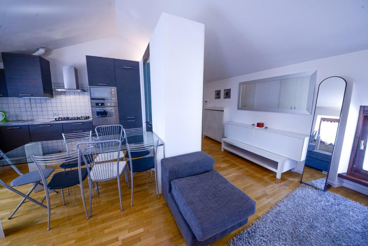 Apartment King Of The *